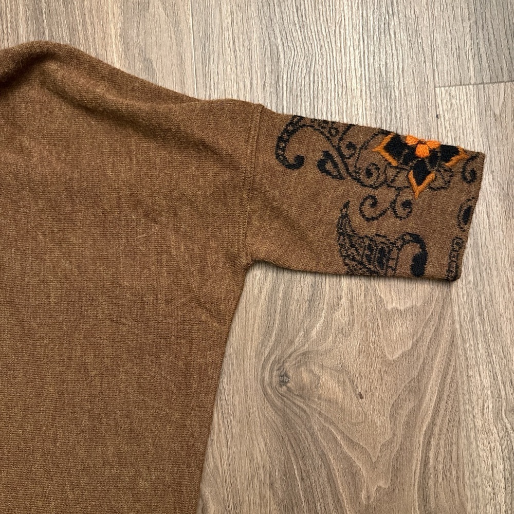 Peruvian Imports 100% alpaca Brown Cowl Neck sweater with Embroidered Design M - Picture 3 of 7